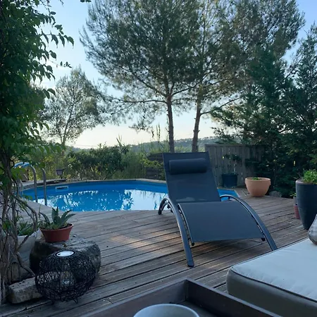 Villa En Bordure De Colline*piscine*clim*netflix